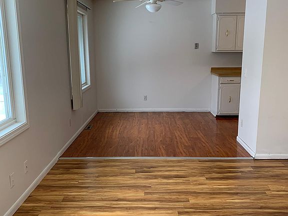 4th image of 7912 Lee Ave N