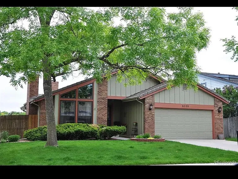 8520 W 81st Dr — Photo 4