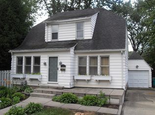 1208 Douglas St, Joliet, IL 60435