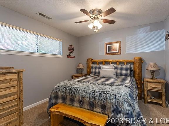 4th image of 907 Crawford Dr #205