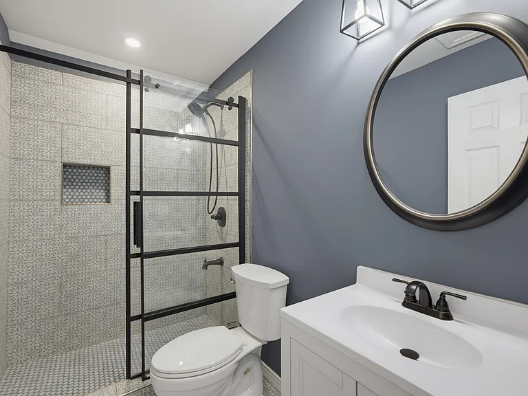 619 Laurel Berry Ct — Photo 34