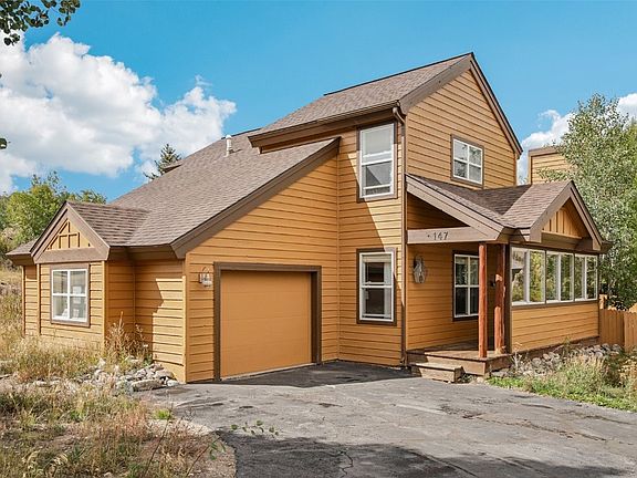 2nd image of 147 Blue Grouse Lane