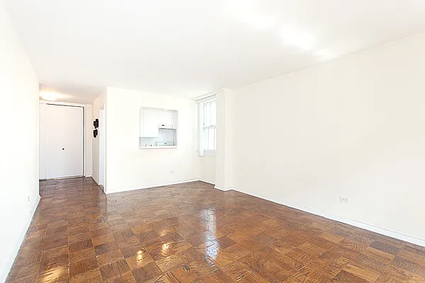 Sold by Brown Harris Stevens | media 29