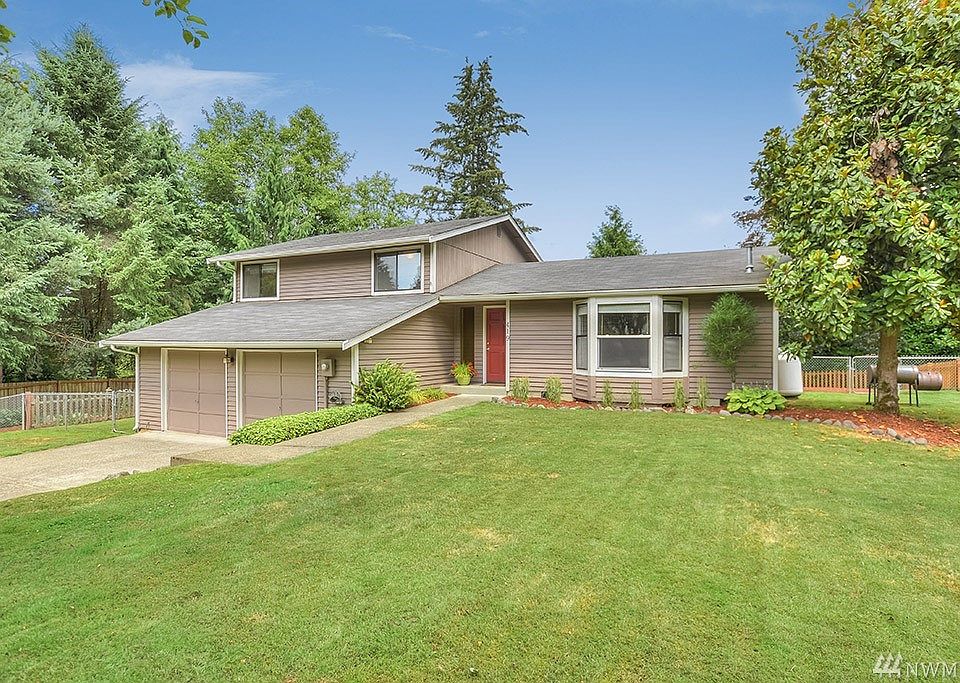 1st image of 419 104th Avenue Ct E