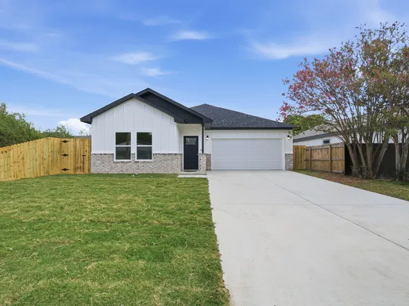 2113 Andrew Ave, Fort Worth, TX 76105