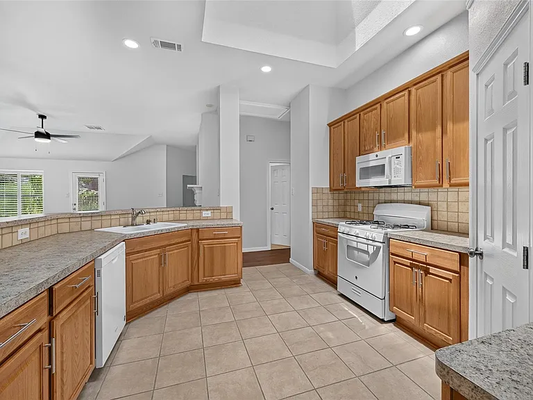 20314 Verde Canyon Dr — Photo 10