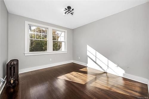4th image of 200 Main St Floor 1