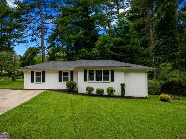 2155 Mark Trl, Decatur, GA 30032
