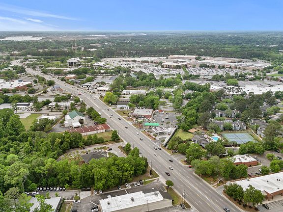 4th image of 1071 Jenkins Rd