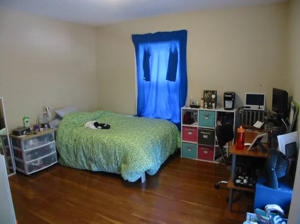 115 Ellery St #U2, Cambridge, MA 02138