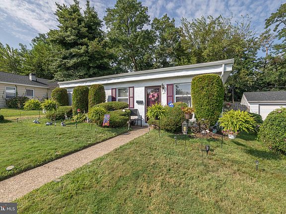3rd image of 408 Morehouse Dr