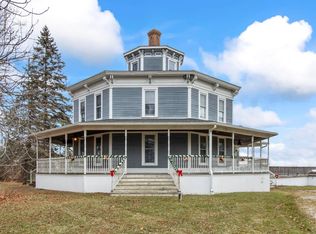 7925 Wildcat Rd, Croswell, MI 48422