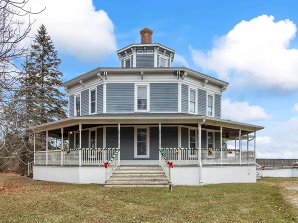 7925 Wildcat Rd, Croswell, MI 48422