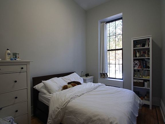 4th image of 65 8th Ave APT 2A