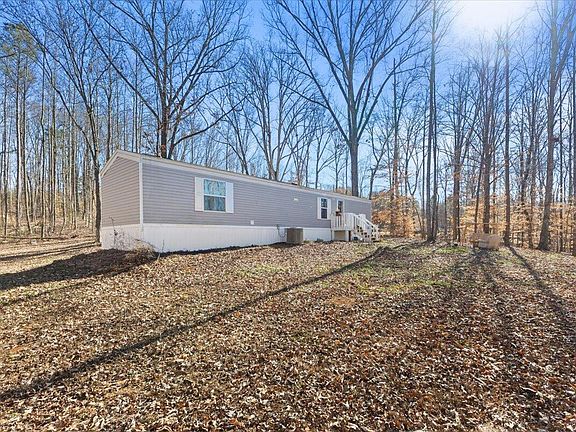 2nd image of 559 McCamy Sumach Rd