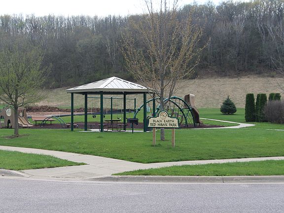 3rd image of 201 Osprey Ln