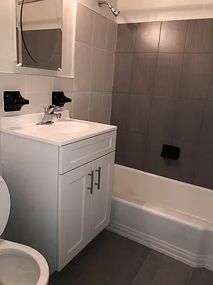 Rented by Abba Realty Associates INC | media 8