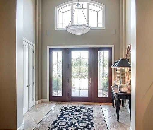 3rd image of 4321 Willow Creek Cir