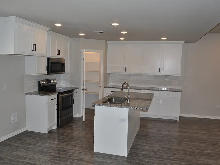 118 Texoma Mdws — Photo 2