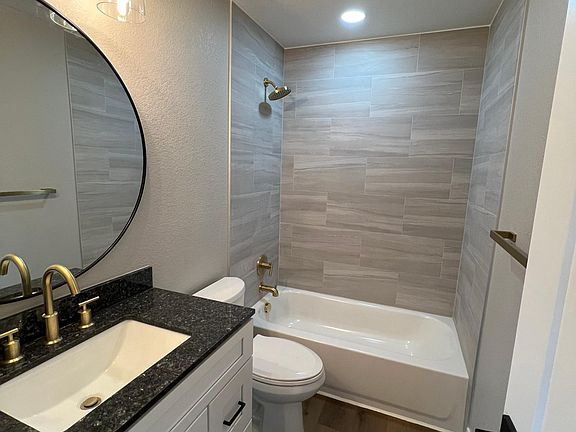 5th image of 3332 S Canosa Ct #3336
