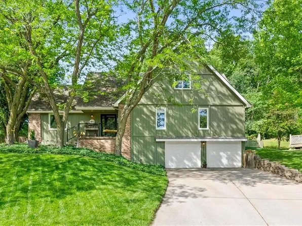 12517 W 74th St, Shawnee, KS 66216