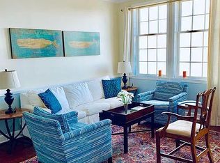 1 King St APT 706, Charleston, SC 29401