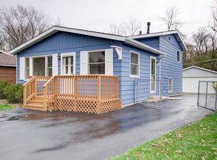 125 Wildwood Dr, Round Lake Beach, IL