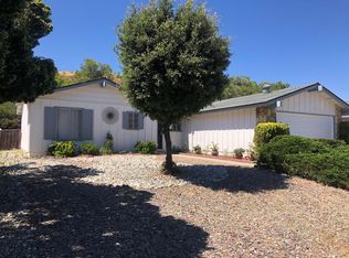 9762 Lutheran Way, Santee, CA 92071