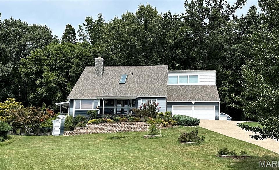 1st image of 616 Peironnet Dr