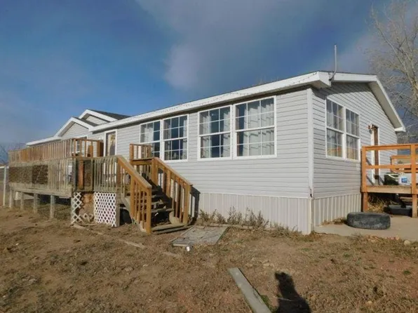 63 Pineview Dr, Gillette, WY 82716