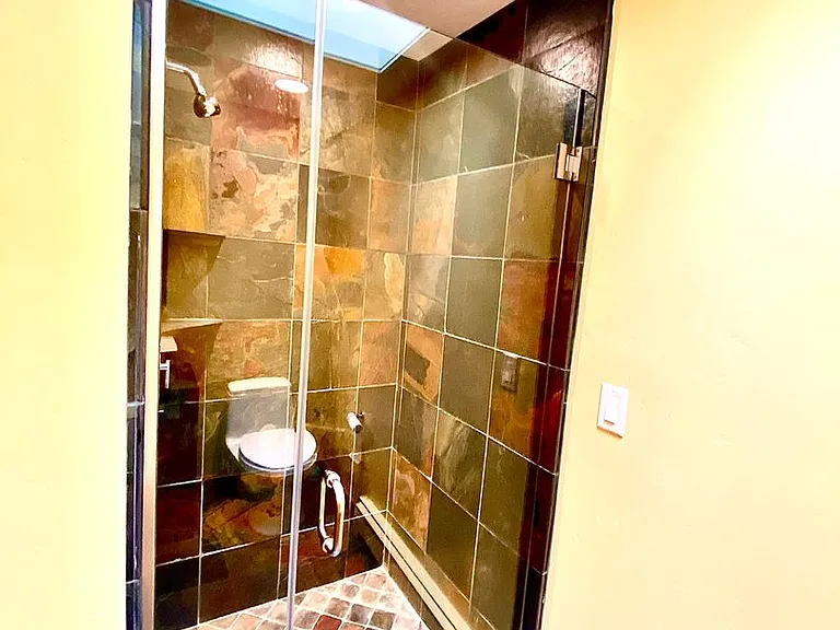 306 E Curling Dr — Photo 28
