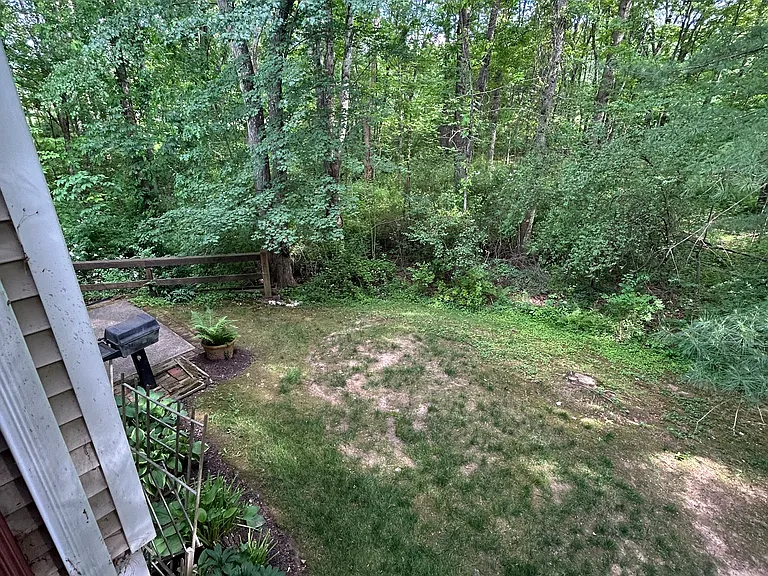 137 Woods End — Photo 18