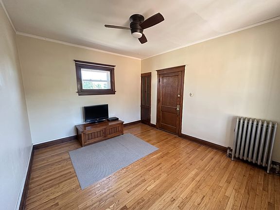 2nd image of 4828 W Hutchinson St APT 2W