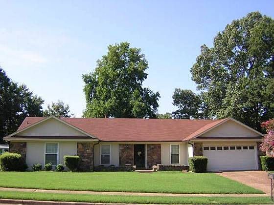 1st image of 5969 Carriage Dr