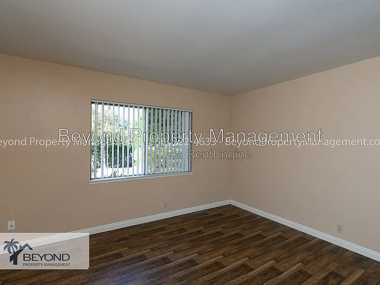 902 La Sombra Dr — Photo 15