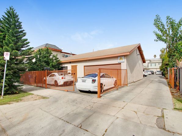 14105 Calvert St #14107