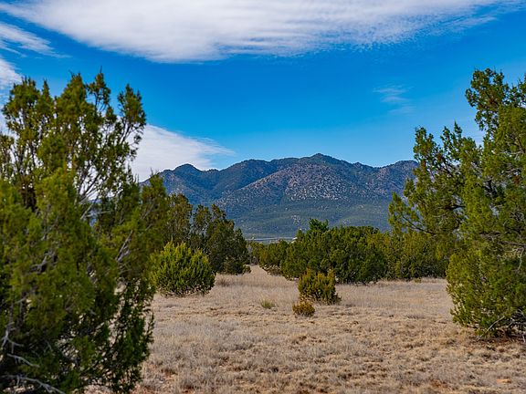 3rd image of 65 Grenfell Ranch Rd