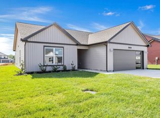 358 Galway Dr, Clarksville, TN 37042