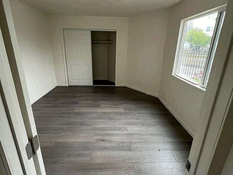 Main bedroom, also lots of natural light!