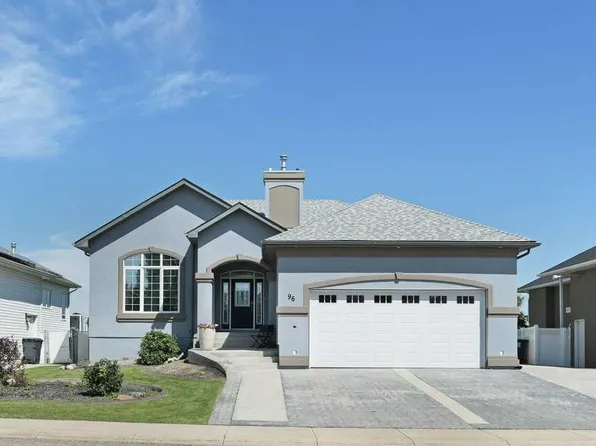 96 W Greystone Close E, Brooks, AB T1R 1M1