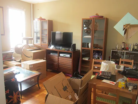 Rented by Realty 2000 Corp | media 40