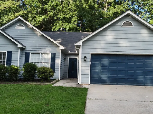 750 Flintlock Dr, Dacula, GA 30019