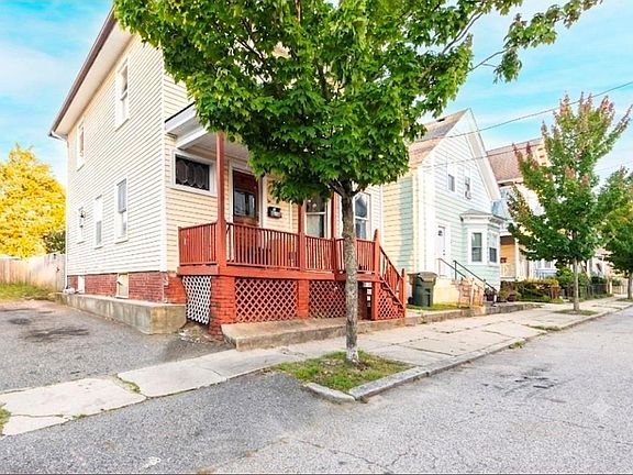 2nd image of 31 Grosvenor Ave