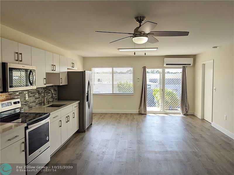 1st image of 1212 NE 8th Ave #B