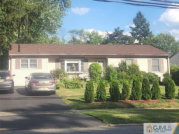 5th image of 3094 Bordentown Ave