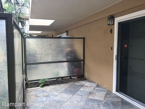 4th image of 394 Coronado Ave APT 4