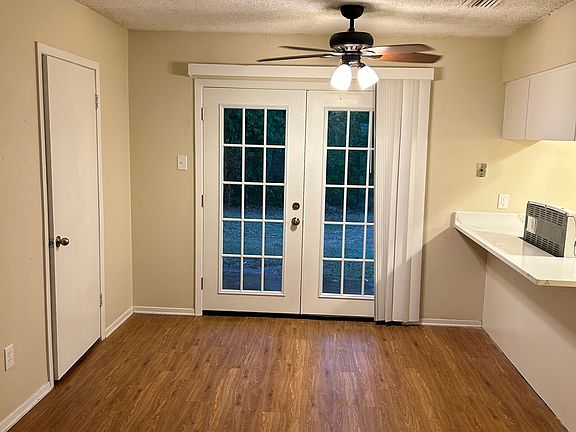 2nd image of 10349 Bel Aire Dr