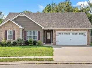 243 Azalea Dr, Oak Grove, KY 42262