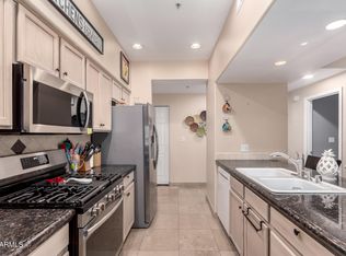 7401 W ARROWHEAD CLUBHOUSE Drive #1023, Glendale, AZ 85308