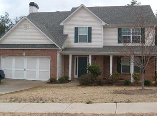 1017 Levista Dr, Locust Grove, GA 30248